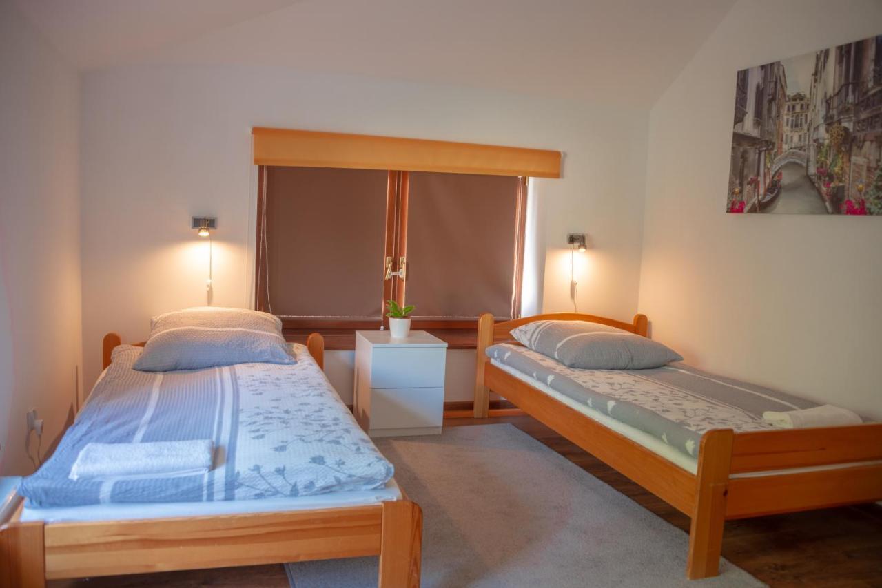 Dom Pod Orzechami Apartment Nałęczów Екстериор снимка