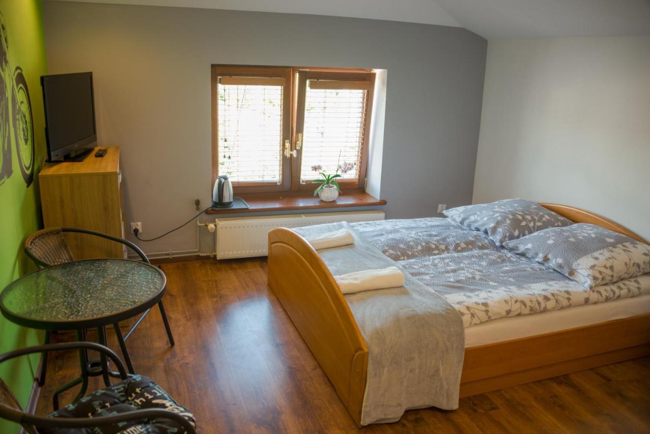 Dom Pod Orzechami Apartment Nałęczów Екстериор снимка